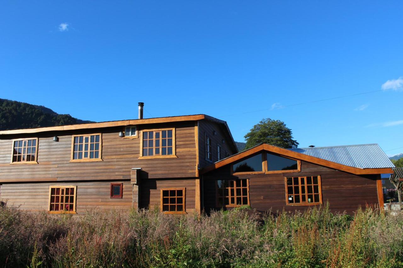 Los Manios Del Queulat Puyuhuapi Exterior photo